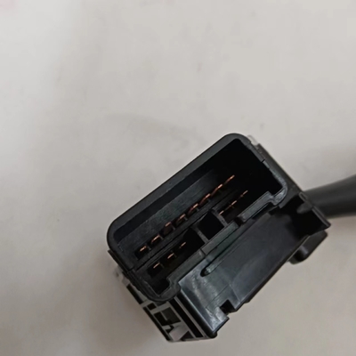 IATF16949 인증 14Pin LHD 턴 신호 스위치 UJ06-66-122 마즈다 B2500 B2600 BT-50