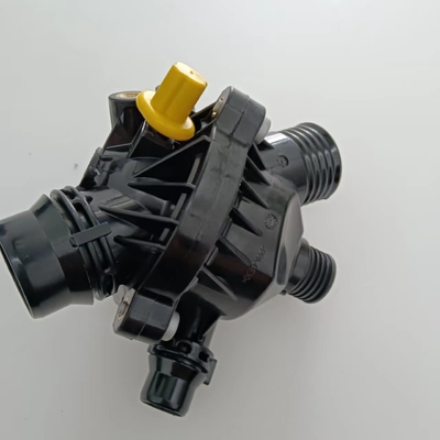 OEM NO 11537549476 BMW E87 E82 E90 E92 E93 E63 E64 E66 E83용 엔진 냉각 용액 온도장치