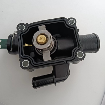 1336. Z0 OEM NO 엔진 냉각 용액 시트로엔 C4 C3 C2 베를린고 퓨조 1.4-1.6L용 온도
