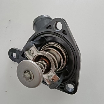 검은색 라디에이터 냉각 용액 충전 목 16502-21070 TOYOTA VIOS NCP93 YARIS NCP91