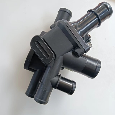 06A121111A VW AUDI SKODA Bora Golf IATF16949용 엔진 온도 조절기